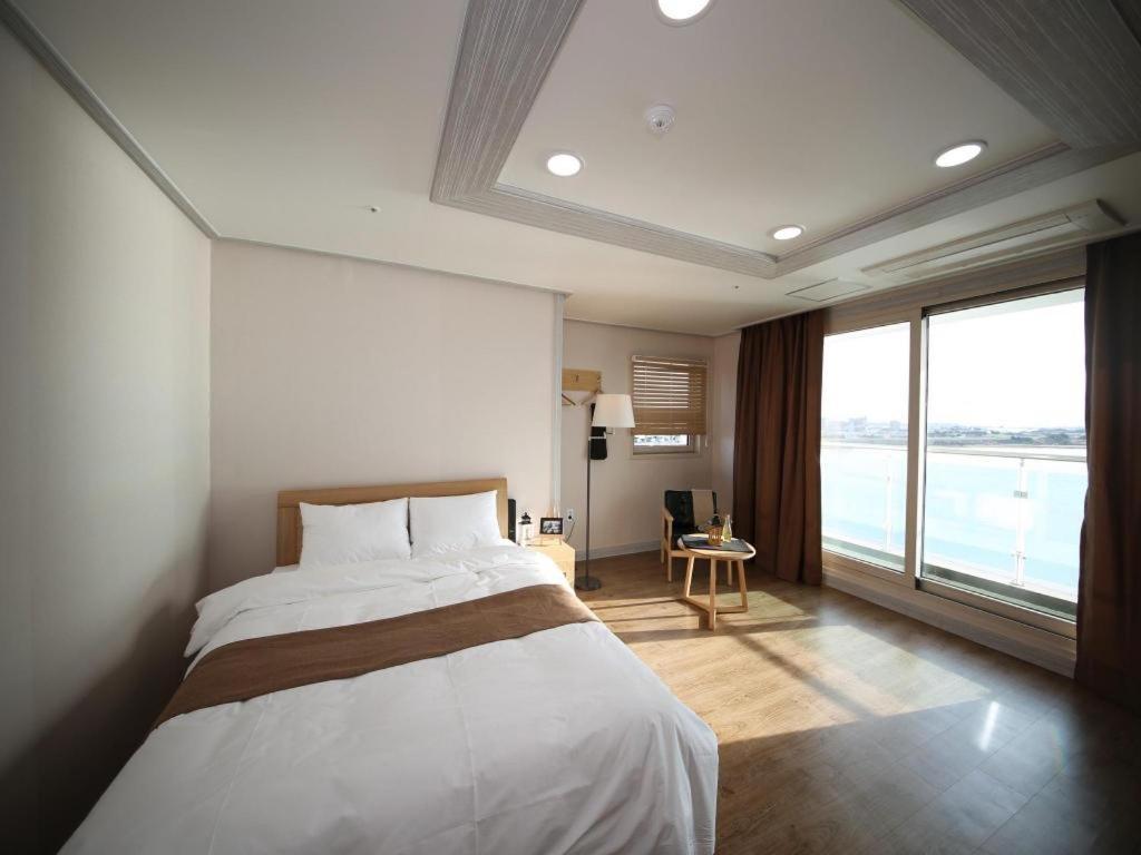 Hotel Aroha Jeju Seogwipo Exterior foto