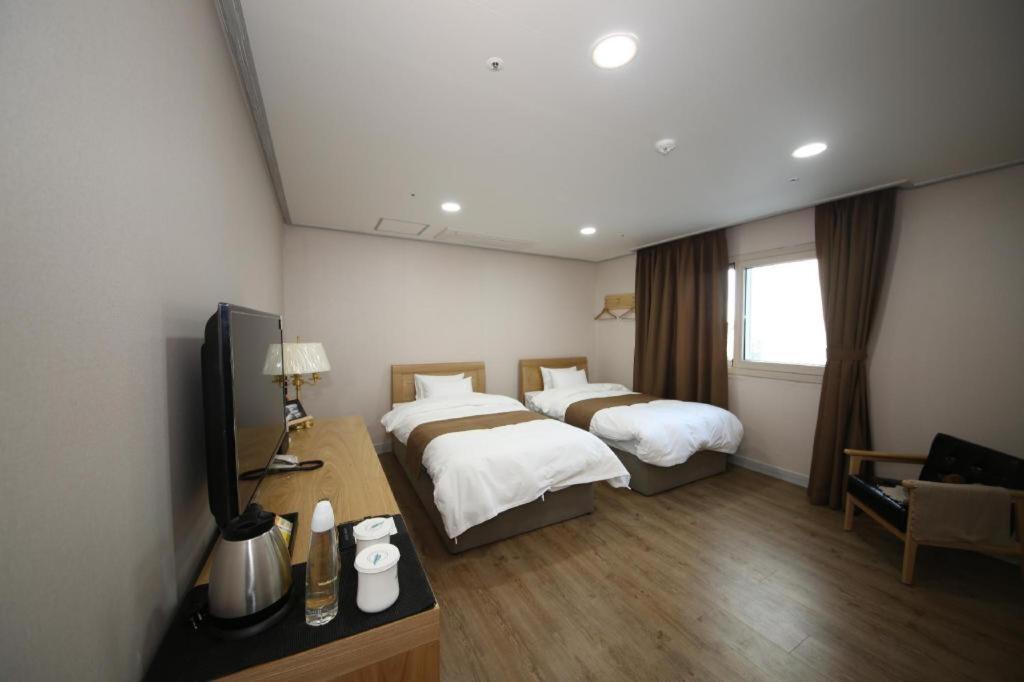 Hotel Aroha Jeju Seogwipo Exterior foto